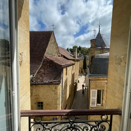 Au Coeur Du Centre Historique De