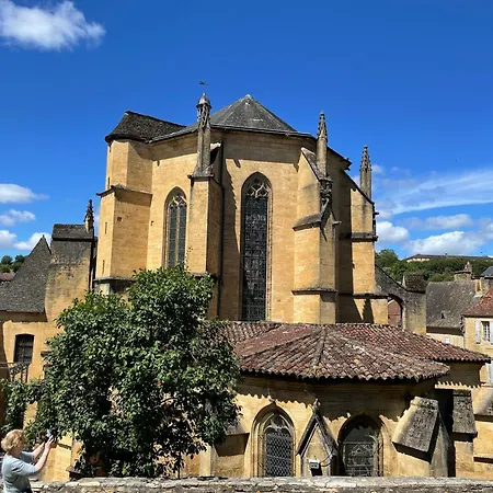 Au Coeur Du Centre Historique De アパート