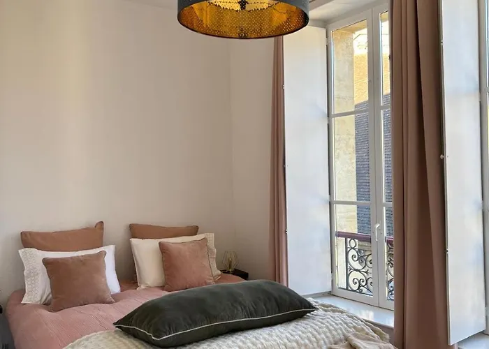 アパート Au Coeur Du Centre Historique De