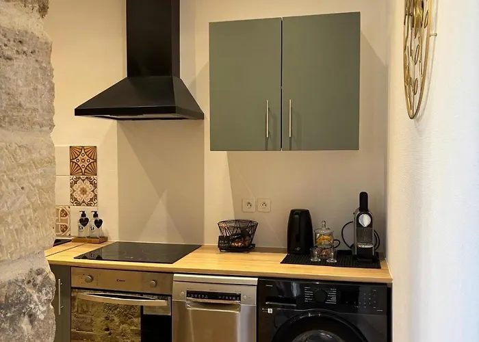 Au Coeur Du Centre Historique De アパート