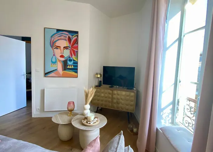 Au Coeur Du Centre Historique De * サルラ・ラ・カネダ